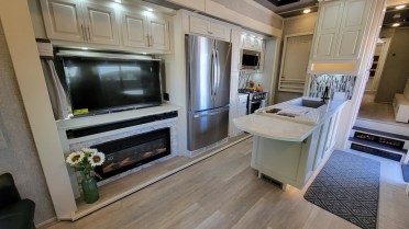 Luxury Toy Hauler fifth wheel for sale