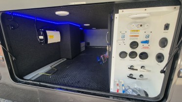 luxury 5th wheel floor plan