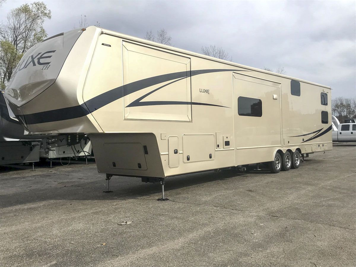 Luxury Toy Hauler fifth wheel for sale