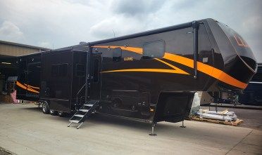 Luxury Toy Hauler fifth wheel for sale