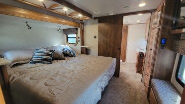 Used fifth wheel for sale