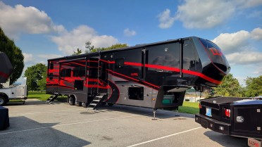 Luxury Toy Hauler fifth wheel for sale