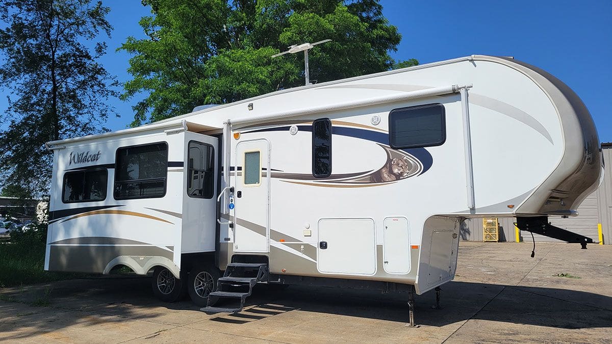Toy Hauler Fifth WheelsLuxury fifth wheels for sale