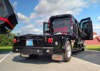 Black Luxe Truck Freightliner – M2 106