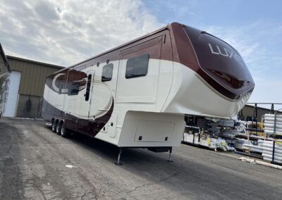 2023 Luxe Elite | 44FL | Call for Show Model Price | 10453