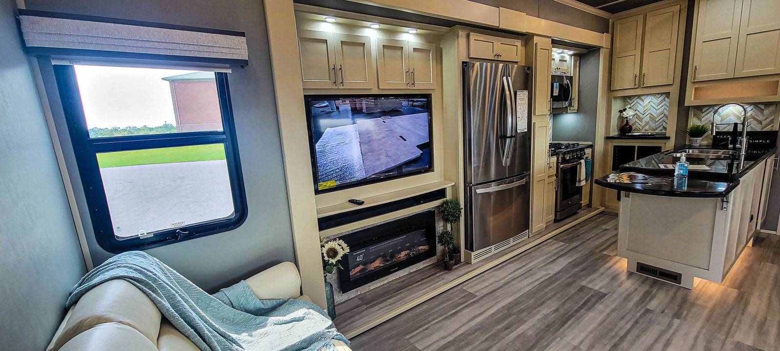 About The Best Luxury Fifth Wheels
