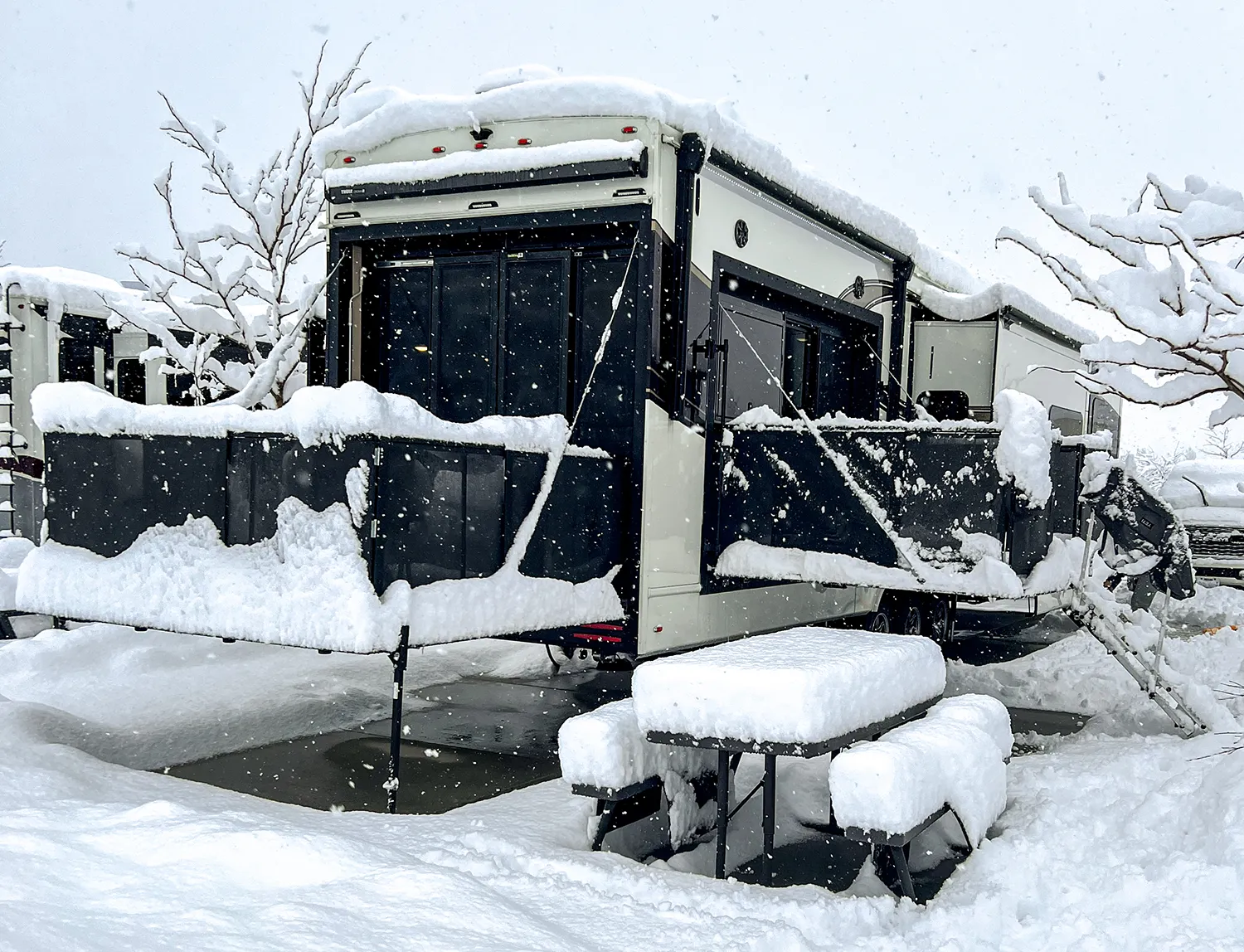 Luxe 5th Wheel Toy Hauler insulation keeps this RV warm during a blizzard.