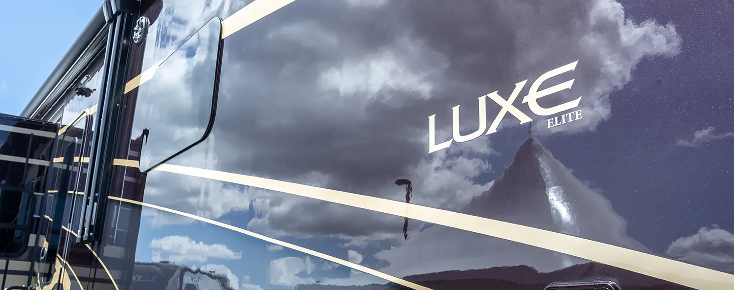 Elegant Exterior Paint on Luxe Luxury Fifth Wheel